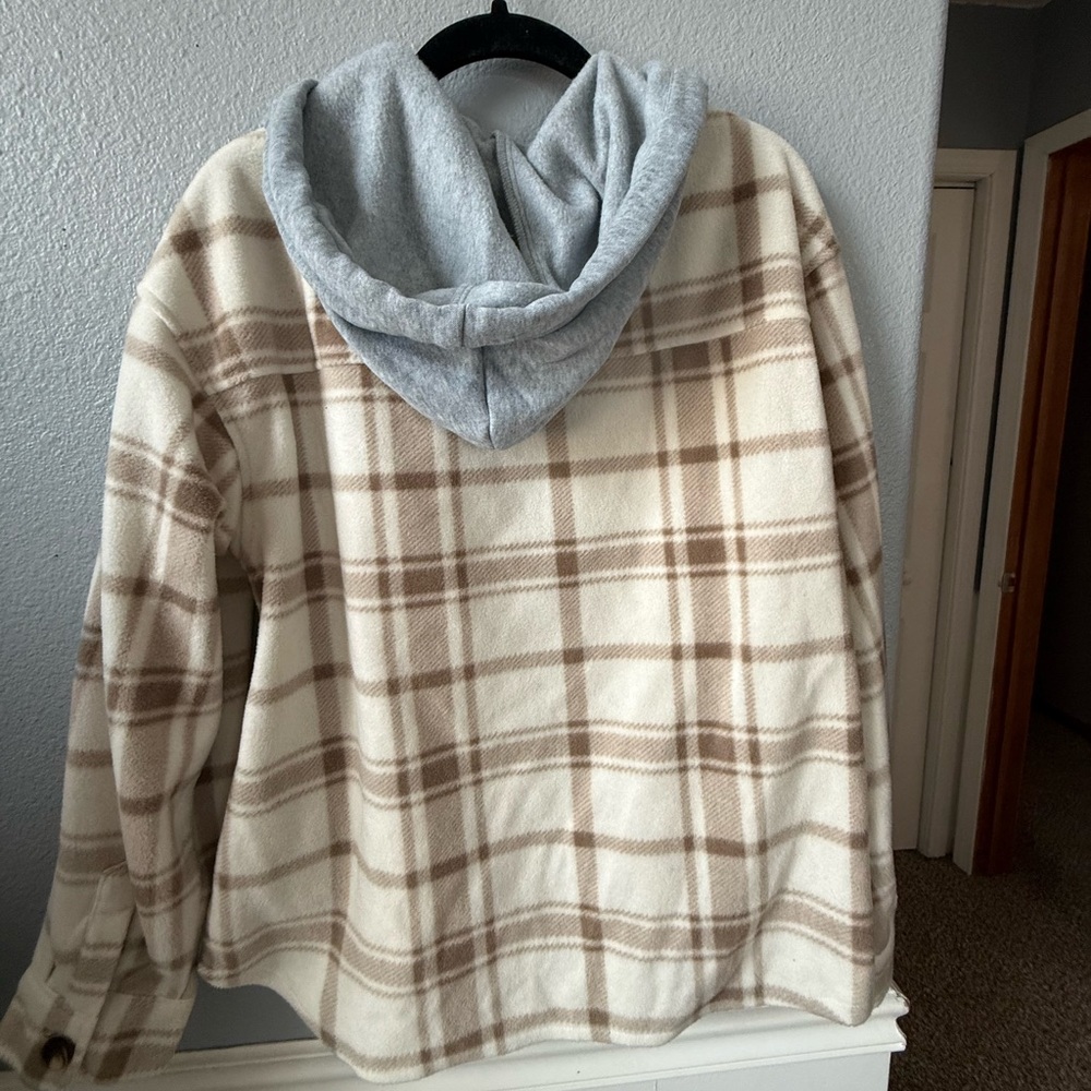 Active USA Plaid Jacket with Hood - Cream and Tan - Picture 3 of 3